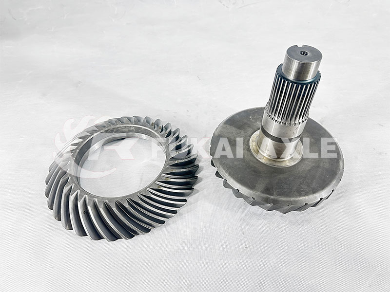 pinh&atilde;o da roda da coroa do eixo central