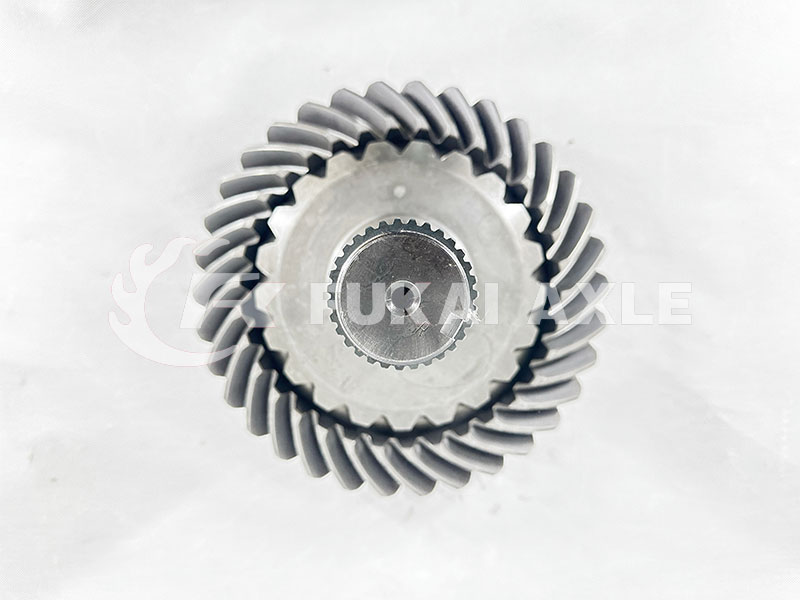 pinh&atilde;o da roda da coroa do eixo traseiro